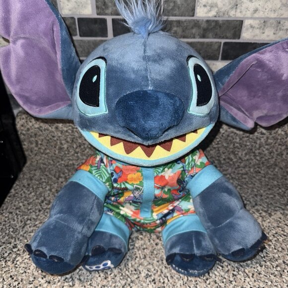 Build-A-Bear Disney STITCH The Alien with Sleeper - Picture 2 of 6